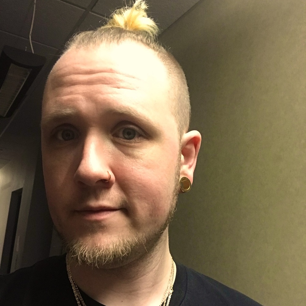 Meet your Posher, Christian